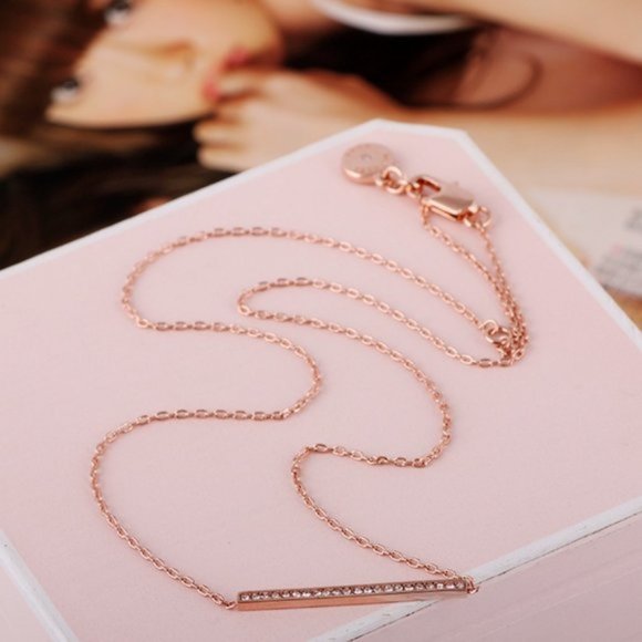 Michael Kors Diamond Pendant Short Necklace - Picture 1 of 5